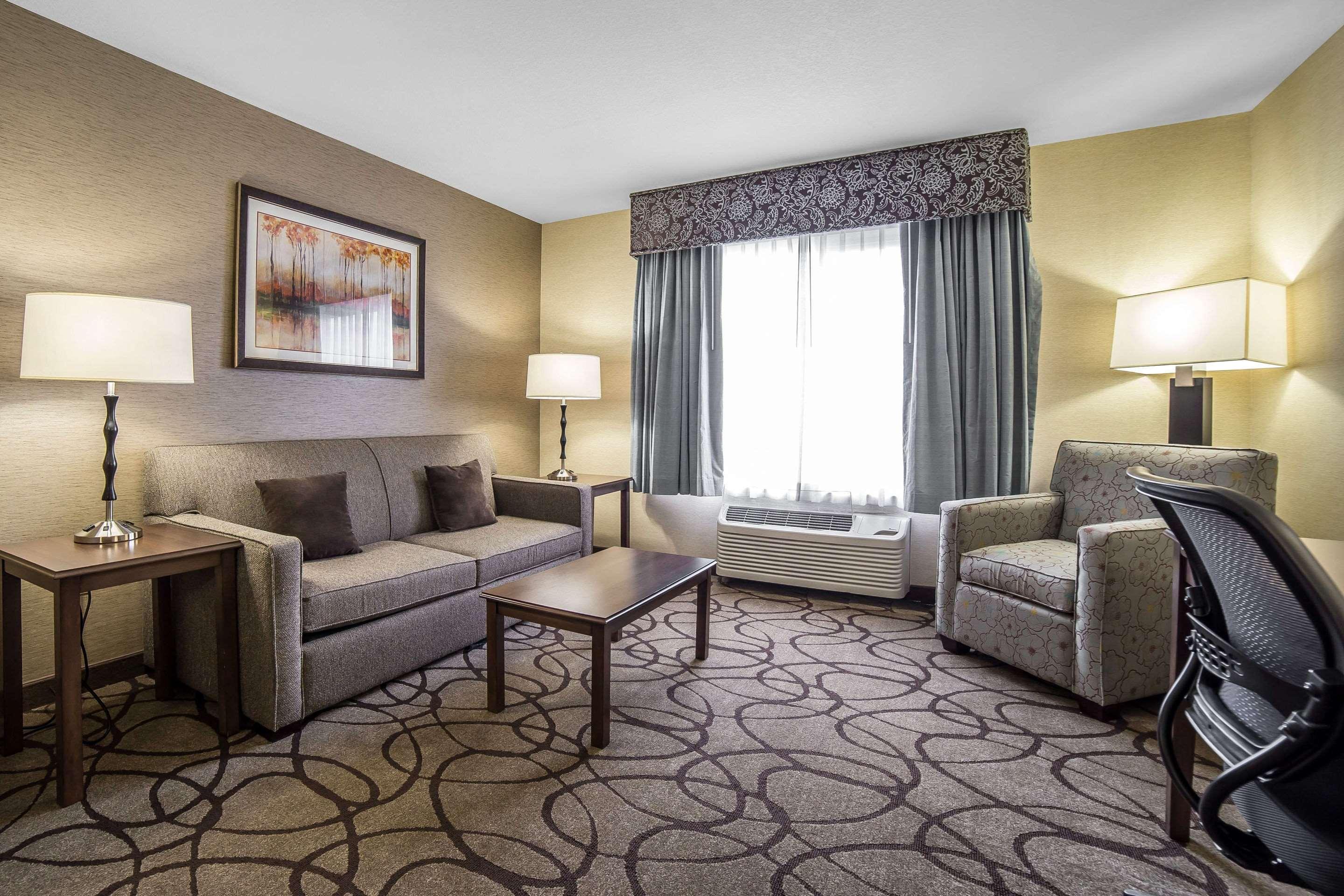 Comfort Suites Airport Солт-Лейк-Сити Экстерьер фото