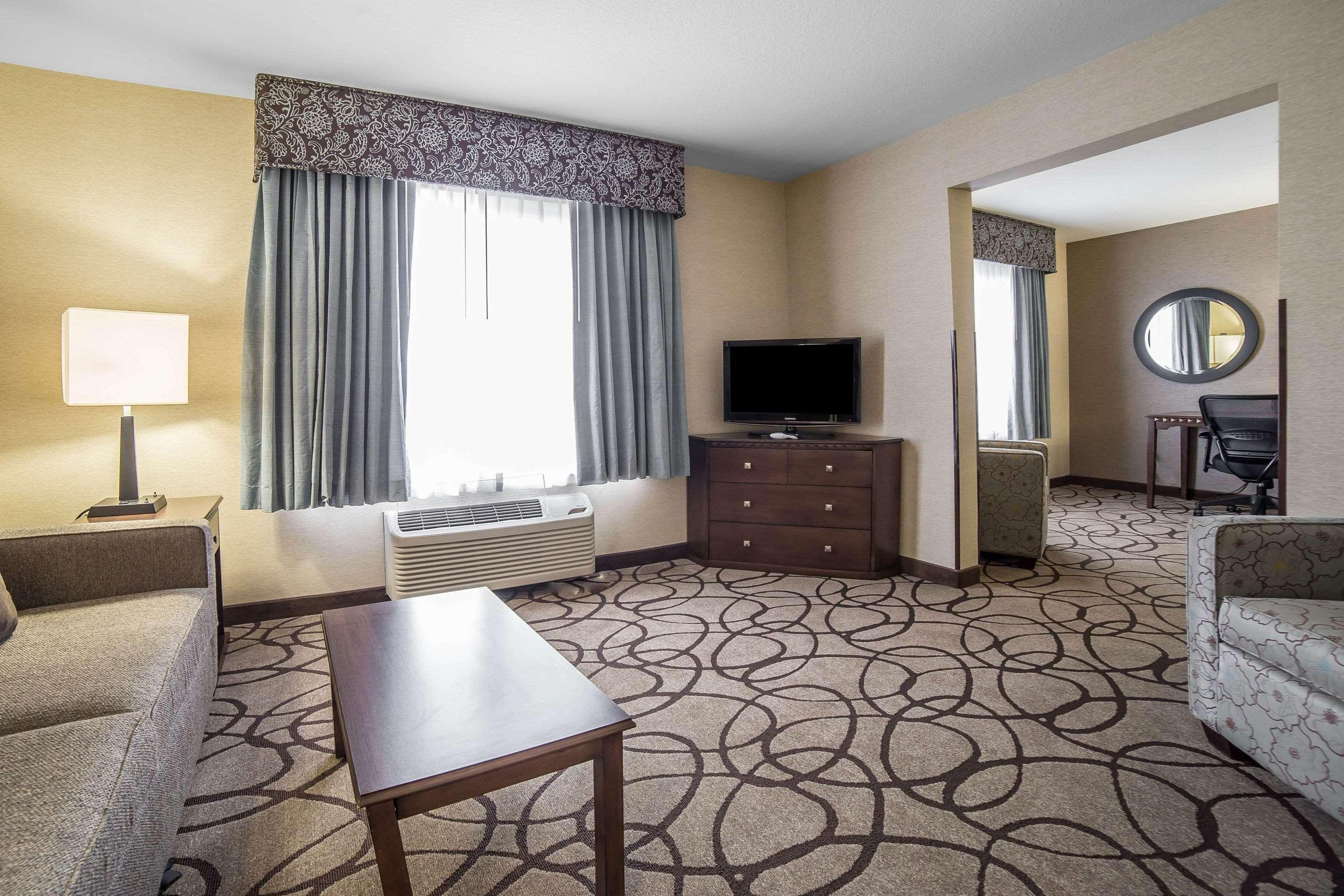 Comfort Suites Airport Солт-Лейк-Сити Экстерьер фото