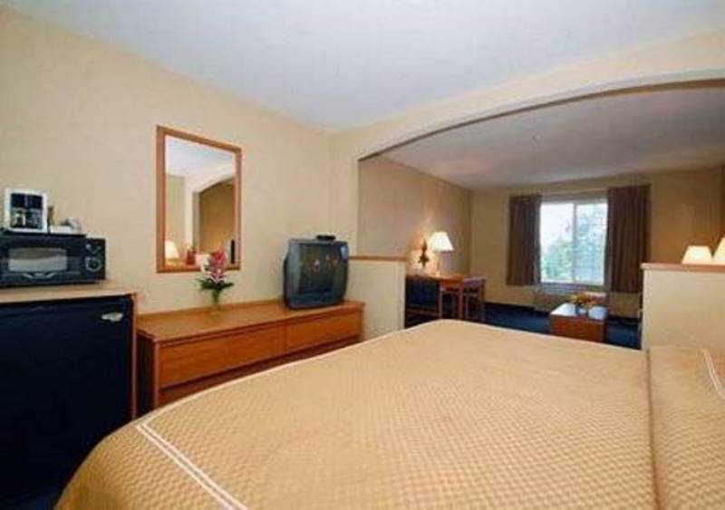 Comfort Suites Airport Солт-Лейк-Сити Экстерьер фото