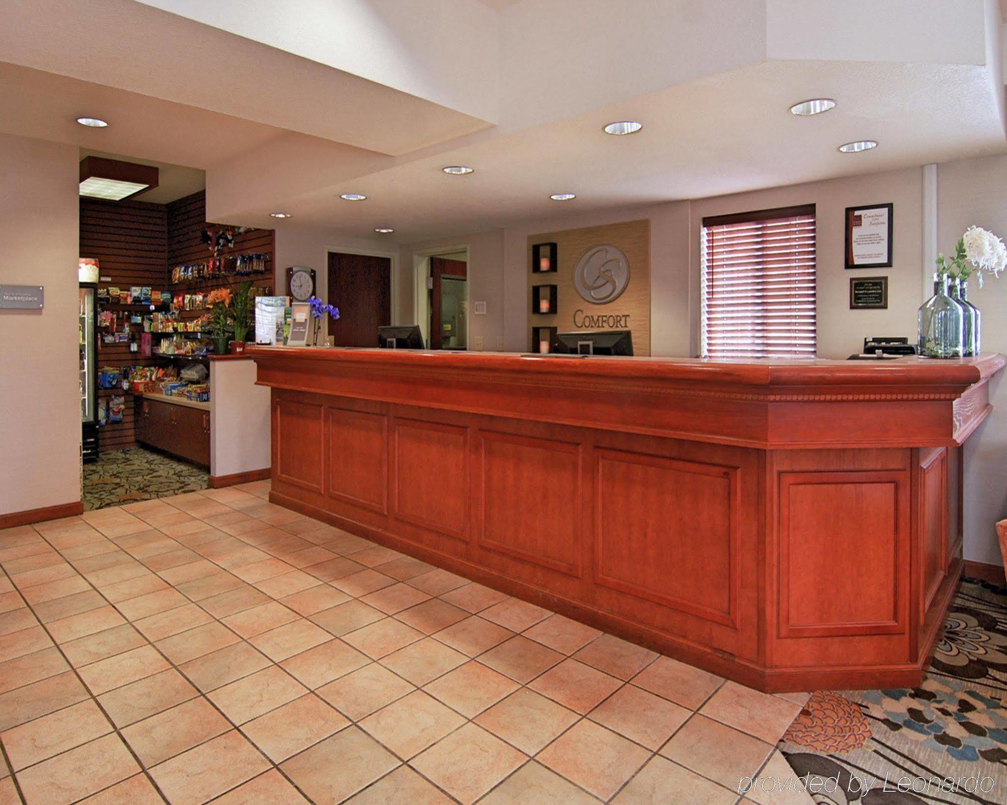 Comfort Suites Airport Солт-Лейк-Сити Экстерьер фото
